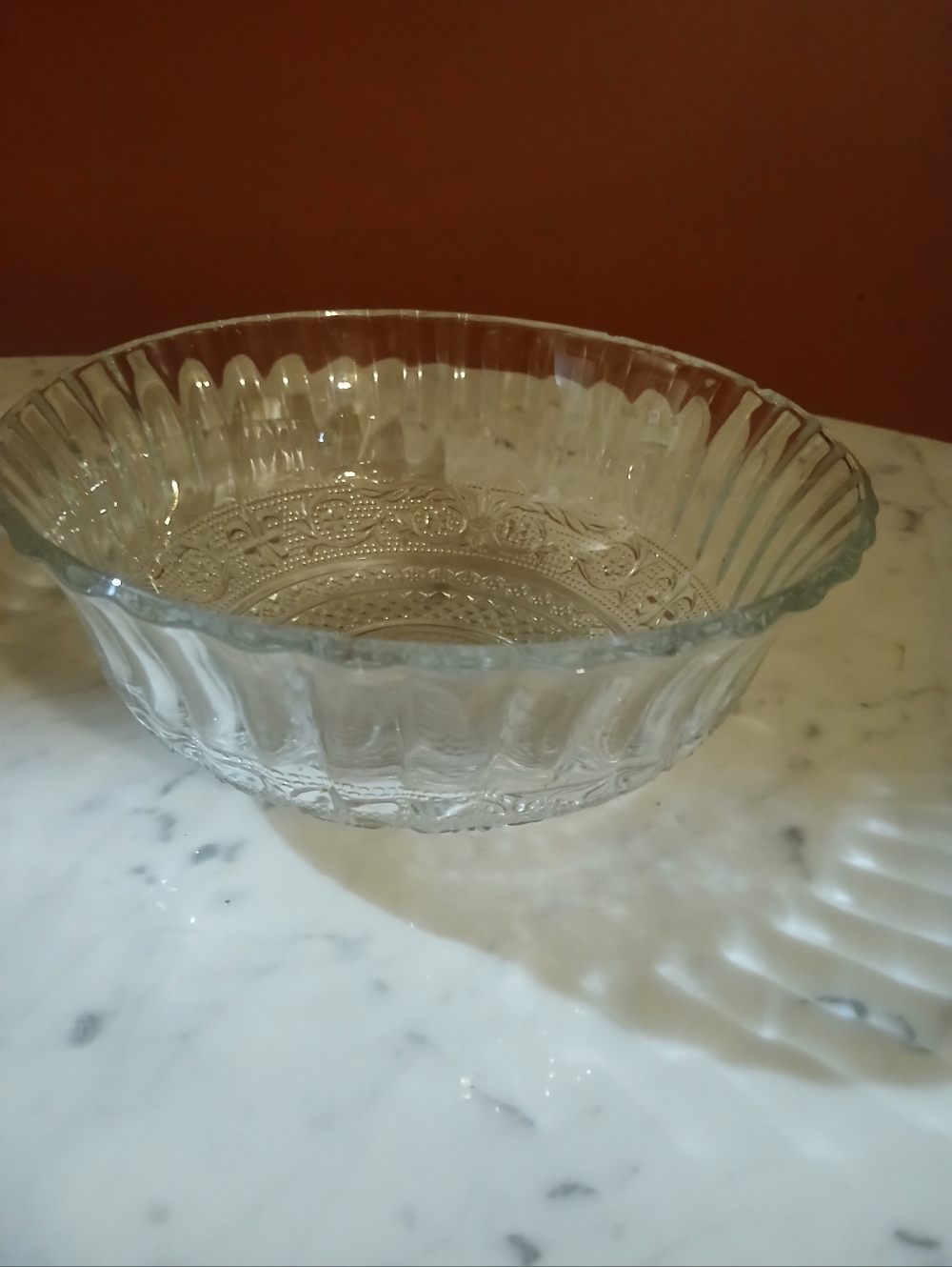 Clear Patterned Glass Serving Bowl - Elegant Clear Design